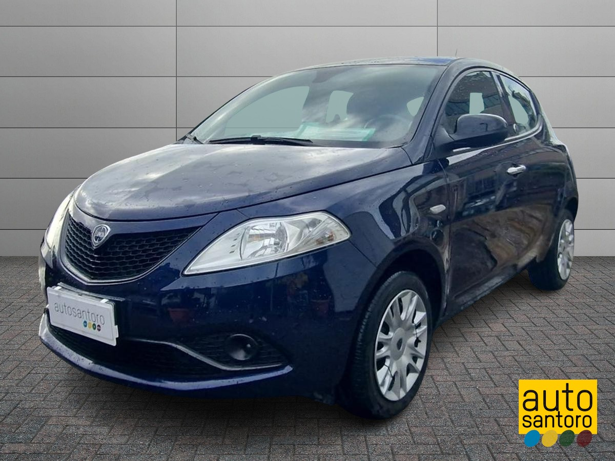 LANCIA YPSILON 1.2 B/GPL ECOCHIC GOLD preview